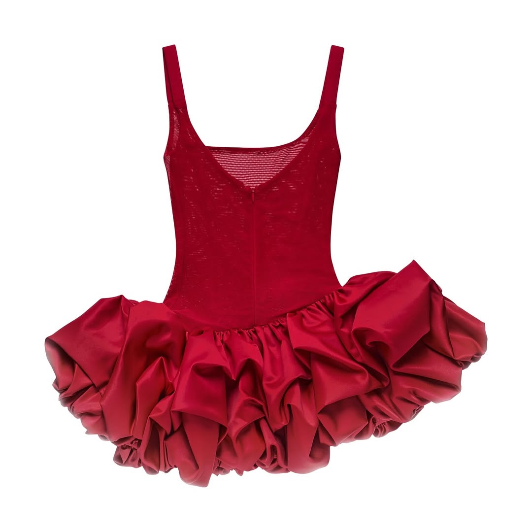 LINISS _ THE GORY DRESS